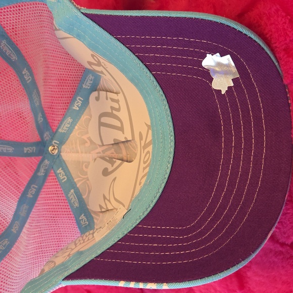 NWT Von Dutch Iridescent Pink, Purple And Blue Trucker Style Baseball Hat - Picture 5 of 6